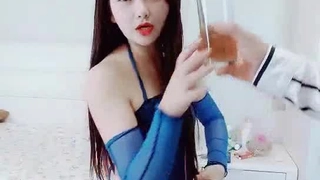 小可爱直播平台21岁小姐姐极品性感美女被操到喷尿