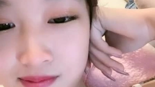 张紫宁骗老公出来找我啪啪啪，小孩在楼下等她