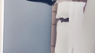 AV男优的电话簿搭讪狩猎素人女性