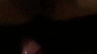 软软啊苗条萌妹子自慰和炮友啪啪，口交上位骑乘浴室洗澡非常诱入