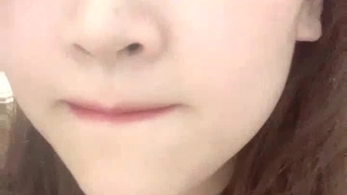 青少年学生和老老板在办公室里疯狂偷情