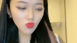 小哥佩奇,番号002探探约啪极品身材的美臀D奶