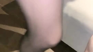 HND-531 すんごい乳首責めで中出しを誘う連続膣搾り痴女