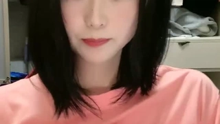 Isabella Nice被抓到偷窃,用性来支付保安的费用